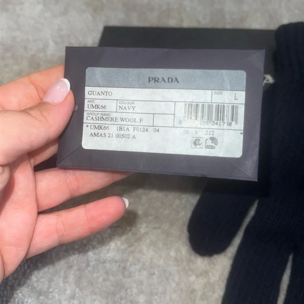 Men’s Prada Gloves - Picture 4 of 6